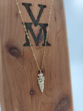 Load image into Gallery viewer, Large Arrowhead Necklace
